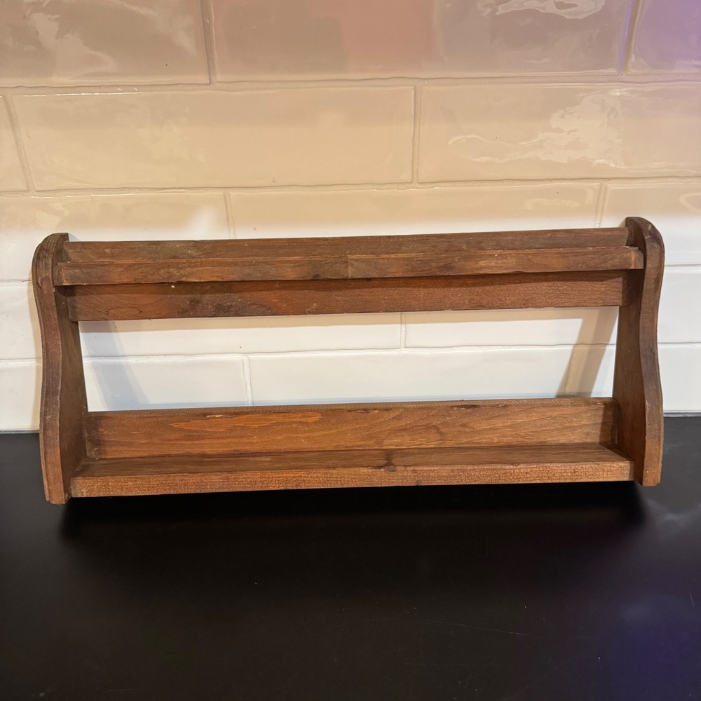 Handmade Wooden Wall Shelf Home Decor 18.5in Brown Scalloped Primitive Rack